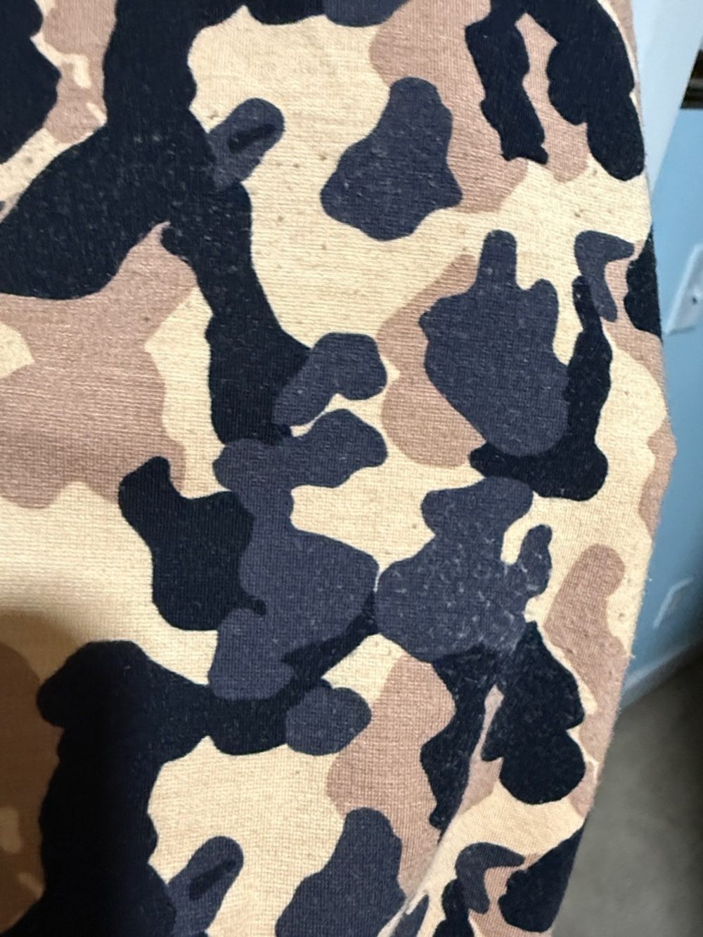 Jude Connally Tan & Black Camo-Print Midi Dress - Picture 4 of 6